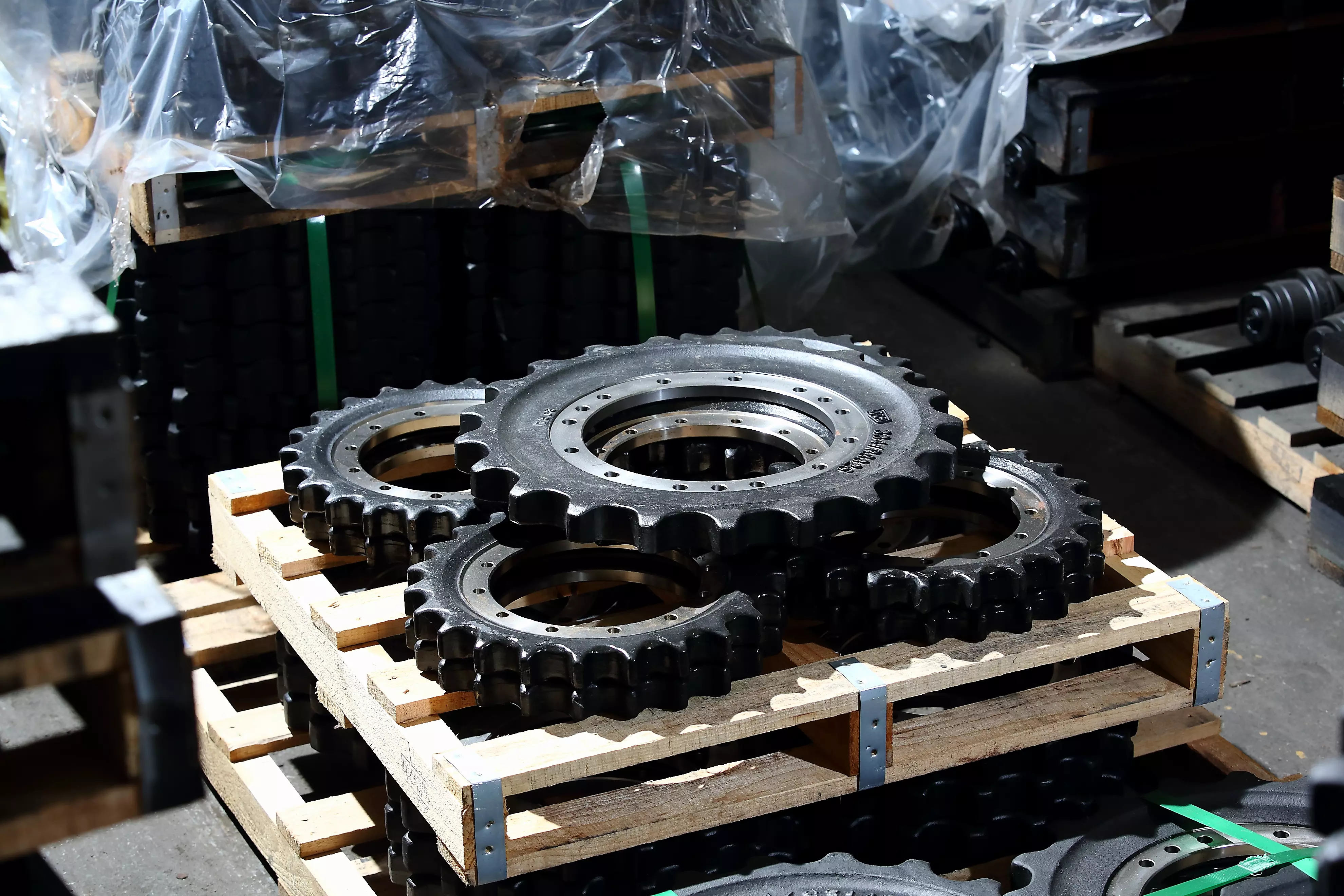 Experts en trains de roulement acier pour pelles