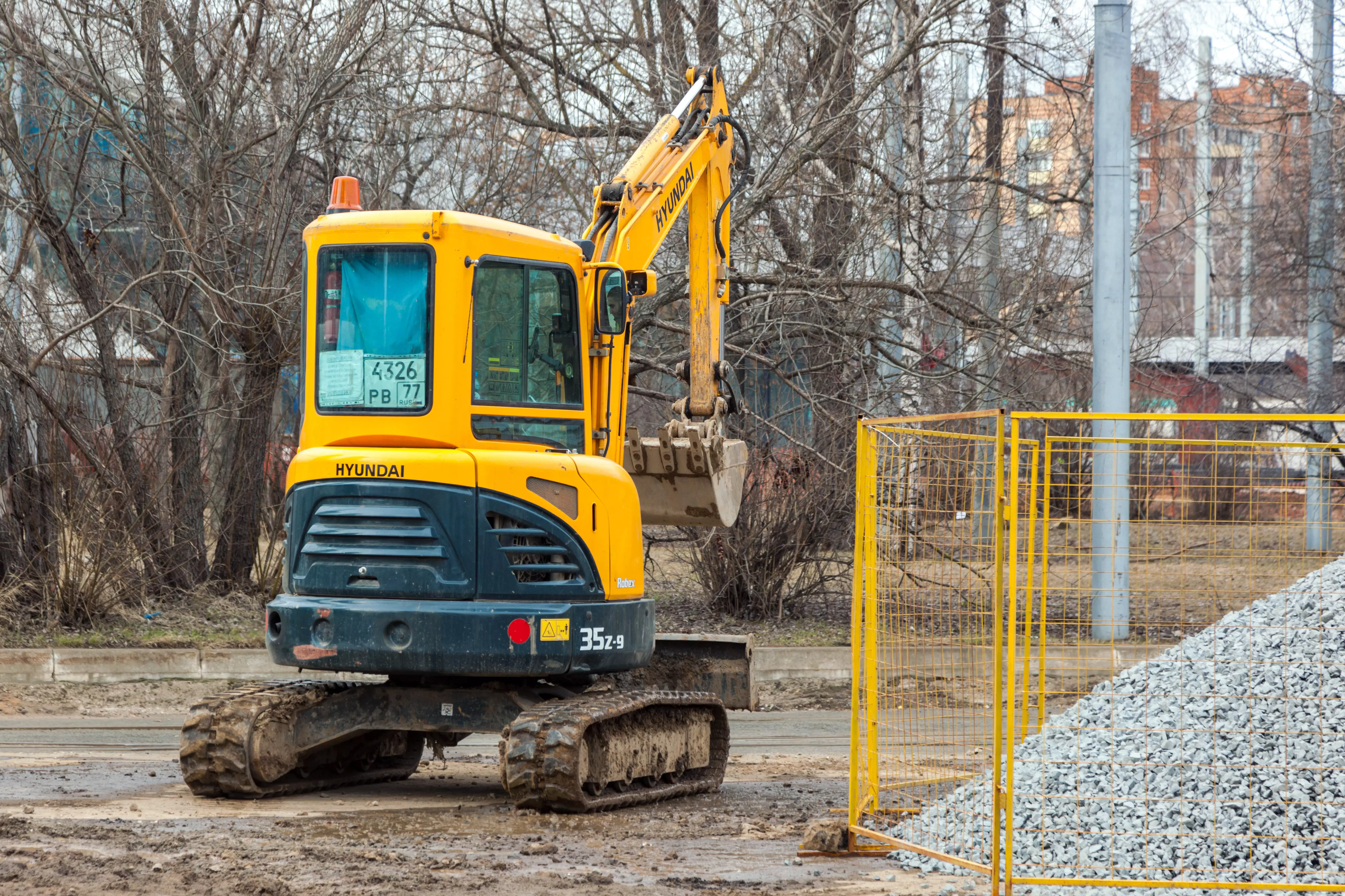 Technical support and after-sales assistance for public works machinery
