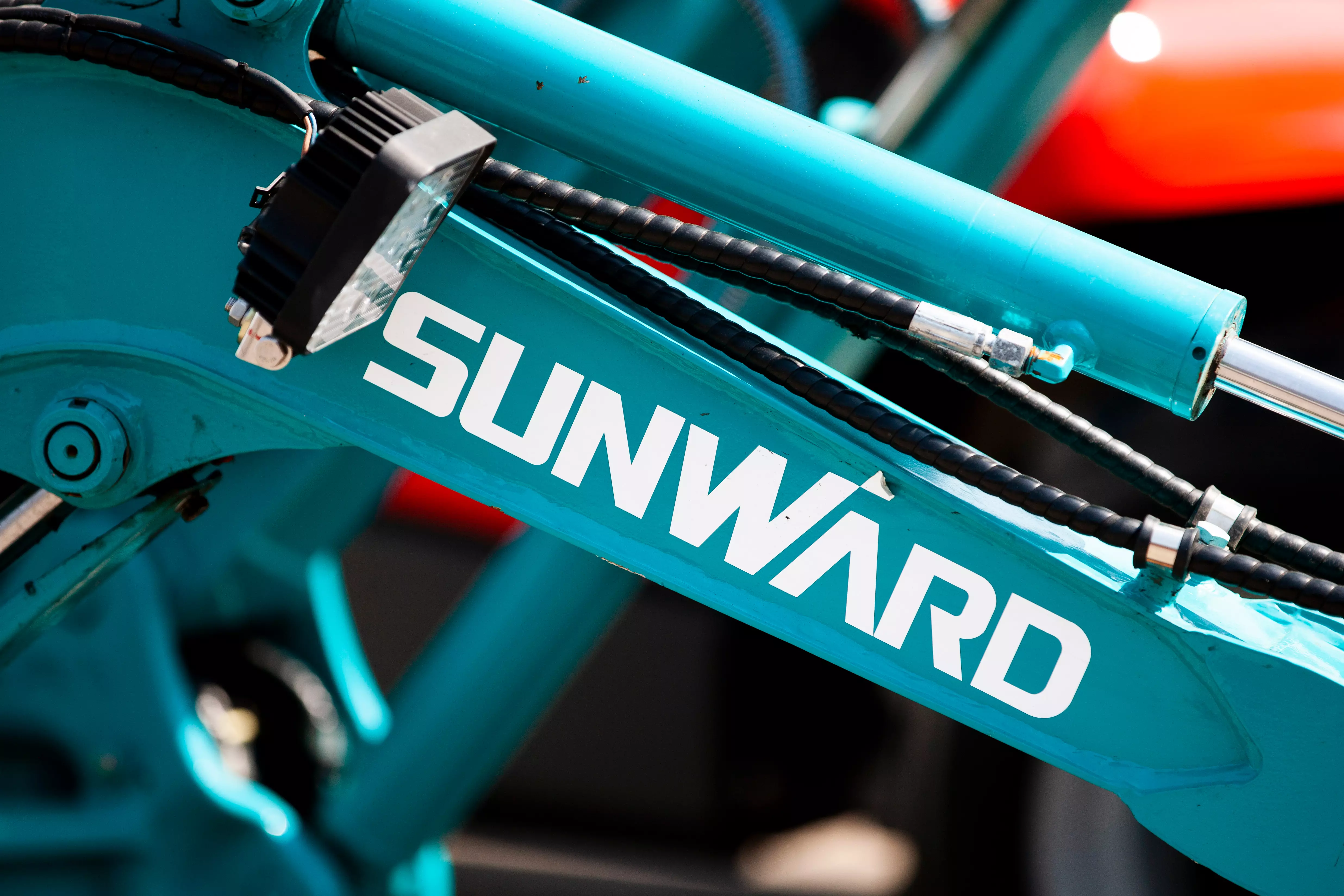 Support technique pour machines Sunward